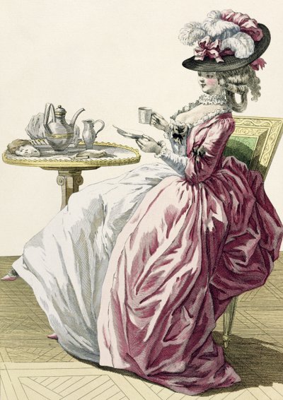 Femme élégante en robe 